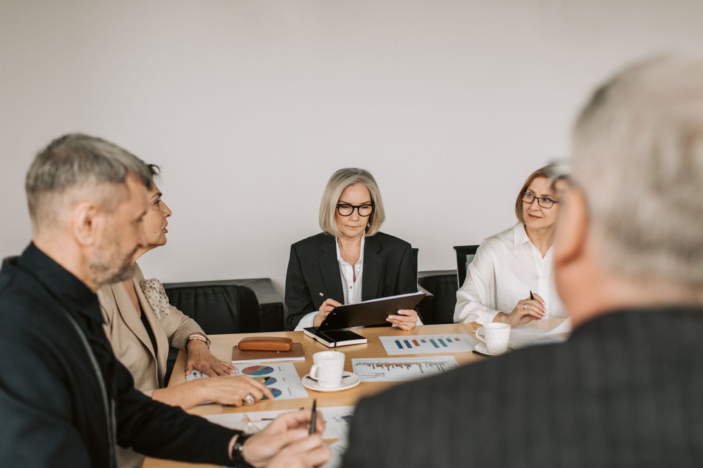 Persönliches Gespräch über Aufgaben und Zusammenarbeit